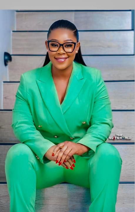 Double Breast Ladies Suit