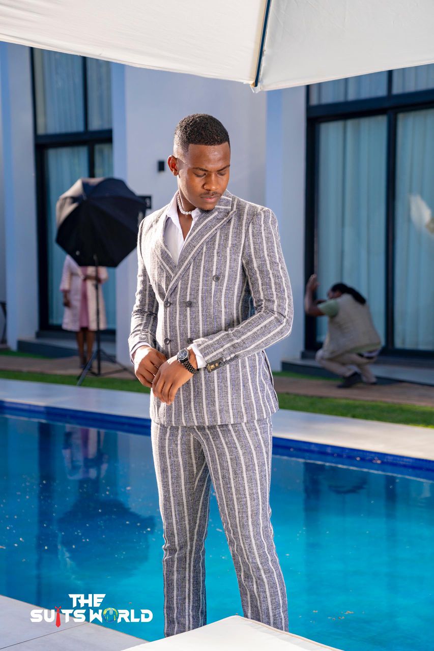 Stripped Double Breast Suit - Image 4