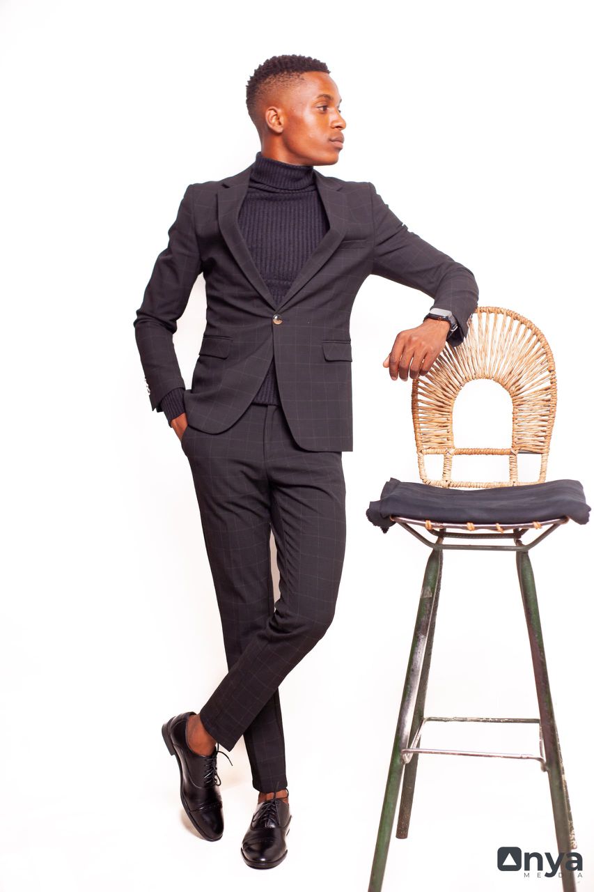 Confidential Suit - Image 2